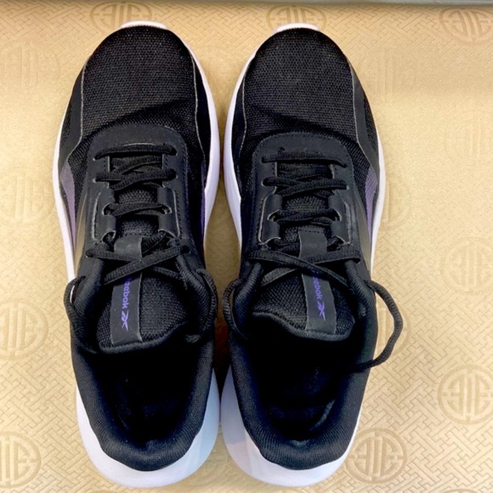 Reebok Athletic Shoes 8.5